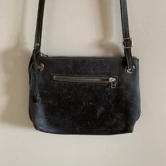 Roots Edie Grey Leather Adjustable Crossbody Bag - Picture 9 of 13